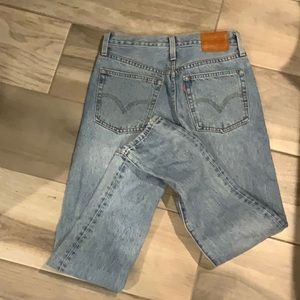 Levi jeans
